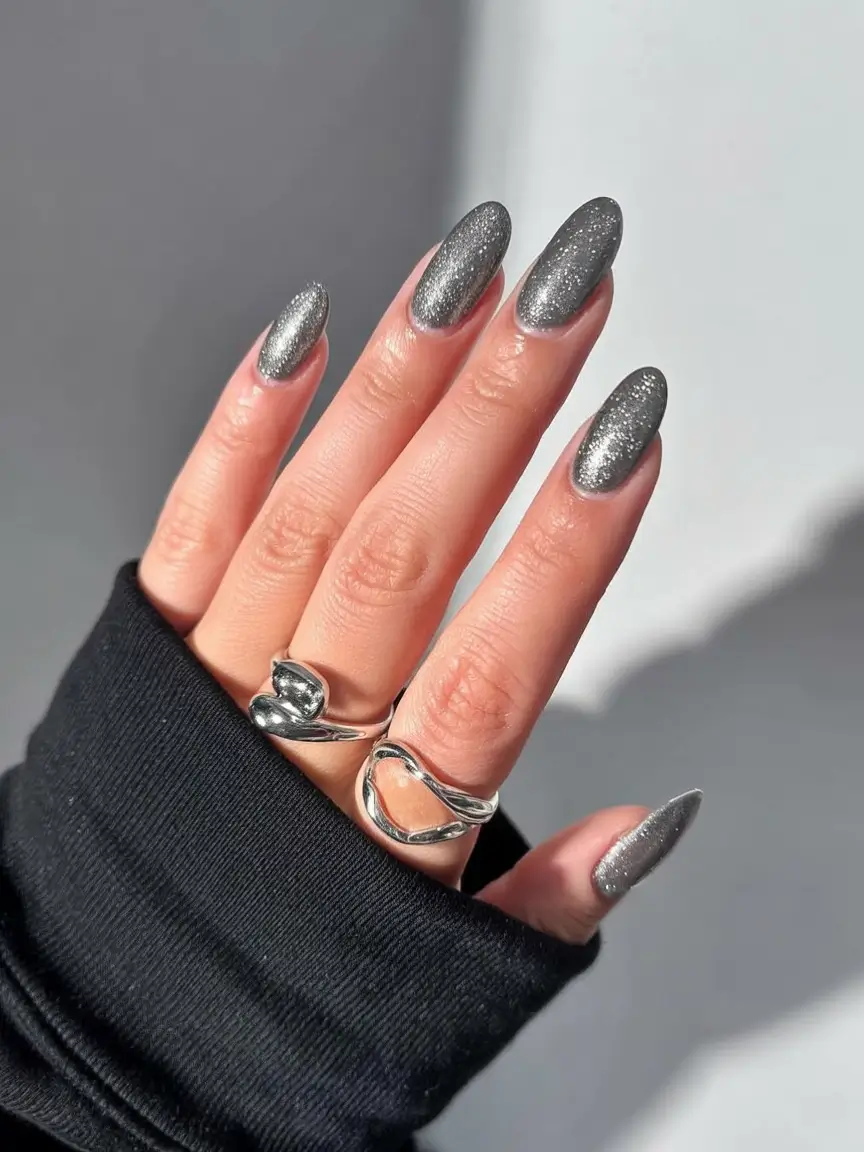 Almond Nail Ideas 2026: 28 Elegant & Trendy Designs You’ll Fall in Love With