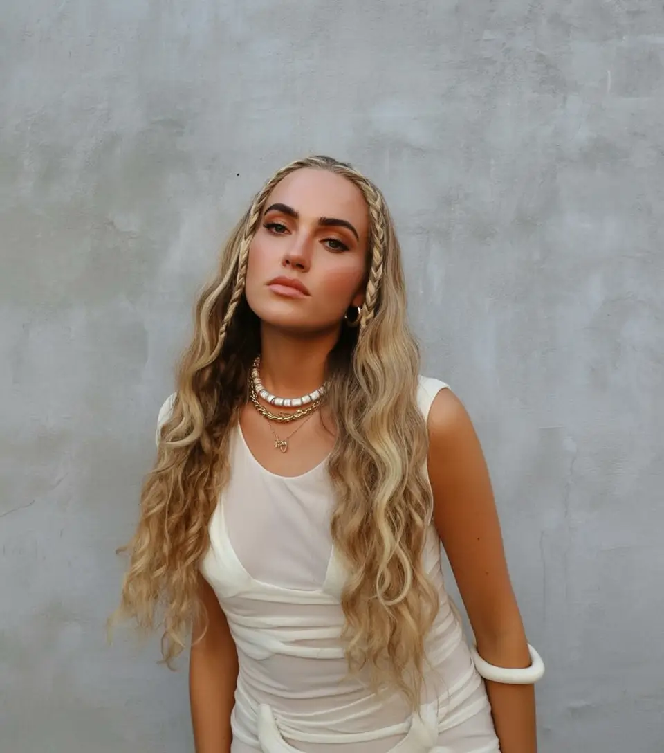 Quick Hairstyle Ideas 2026: Stylish Fast Looks for Every Hair Type