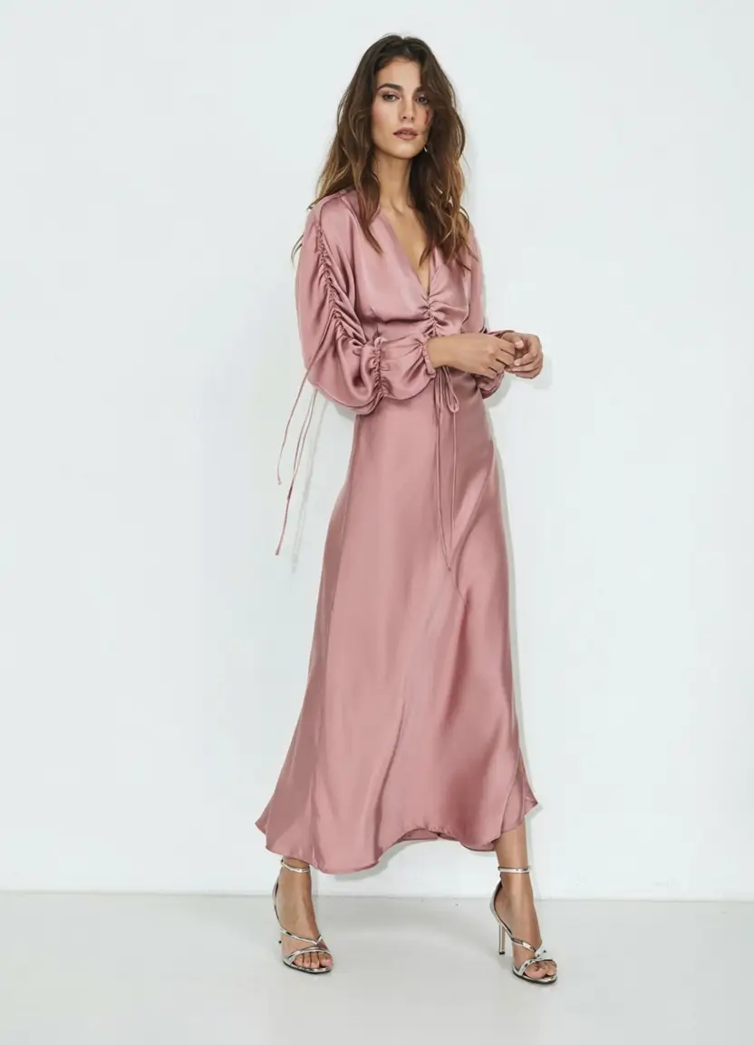 Bold Spring Wedding Guest Outfit 2026: Fresh Classy Ideas for the New Season