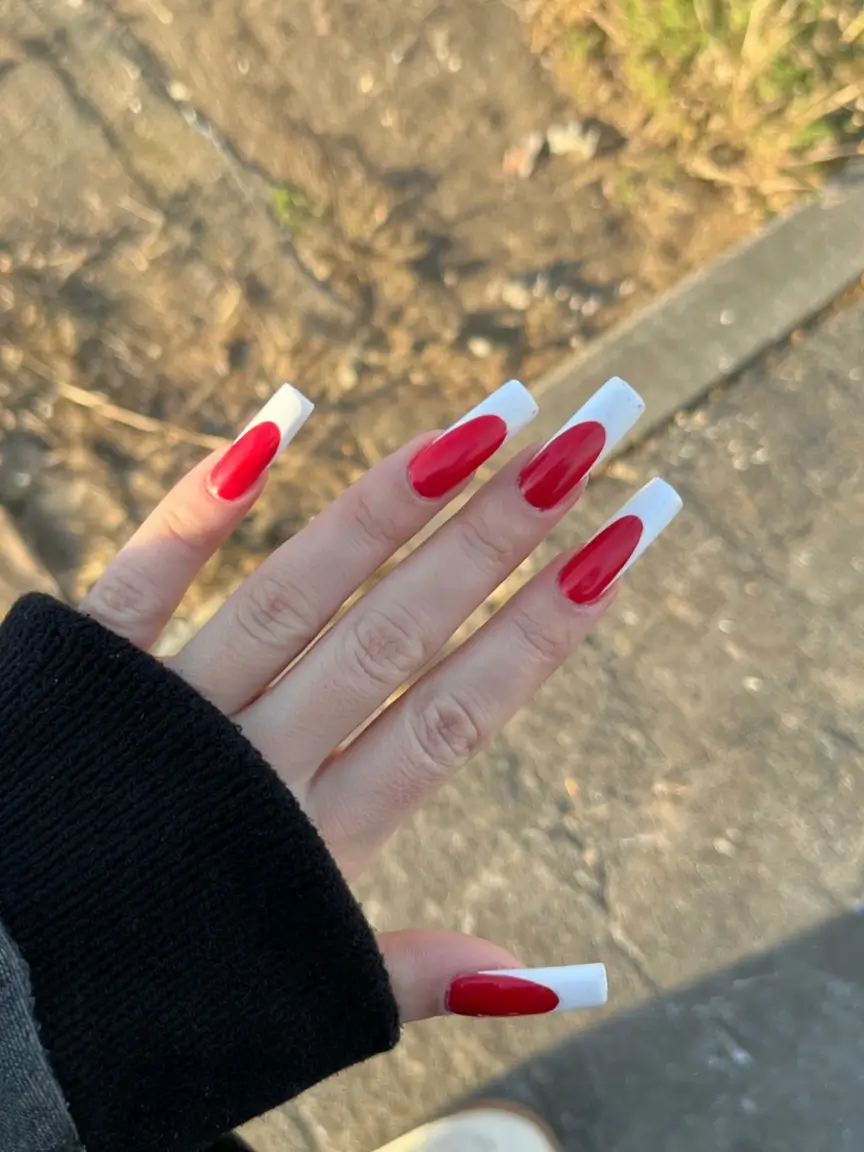 Classic Spring French Tip Nails 2026: Timeless Ideas with a Modern Twist