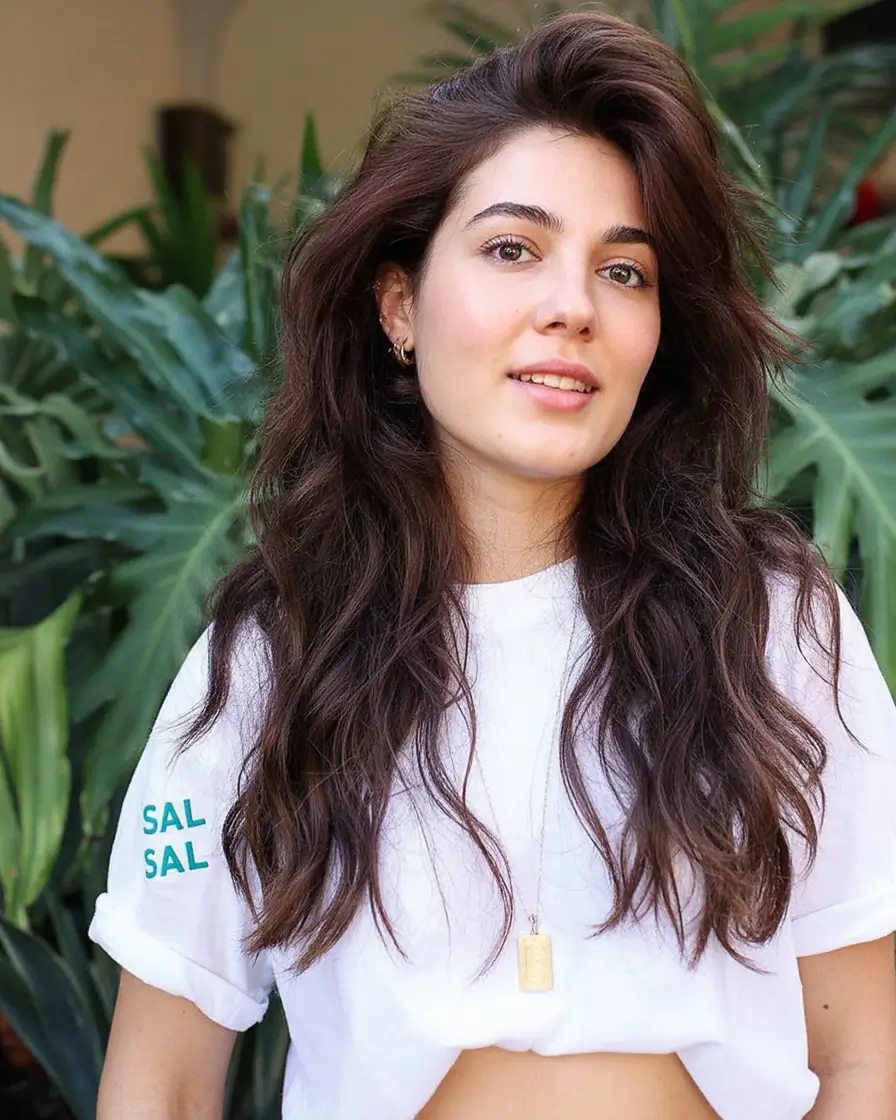 Dreamy Spring Long Haircuts Ideas 2026: Soft Layers, Movement & Effortless Length