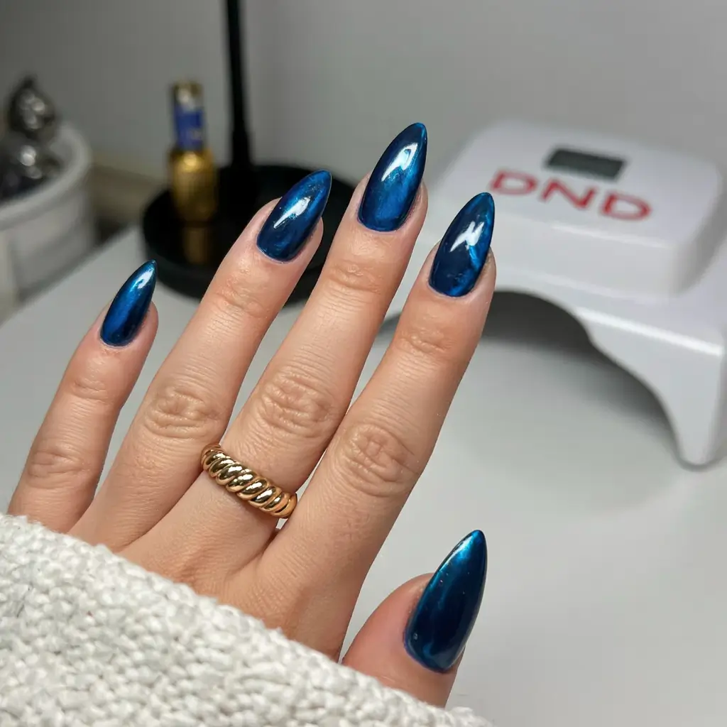 Elegant Spring Cat Eye Nails 2026: Chic Magnetic Designs for a Fresh New Season