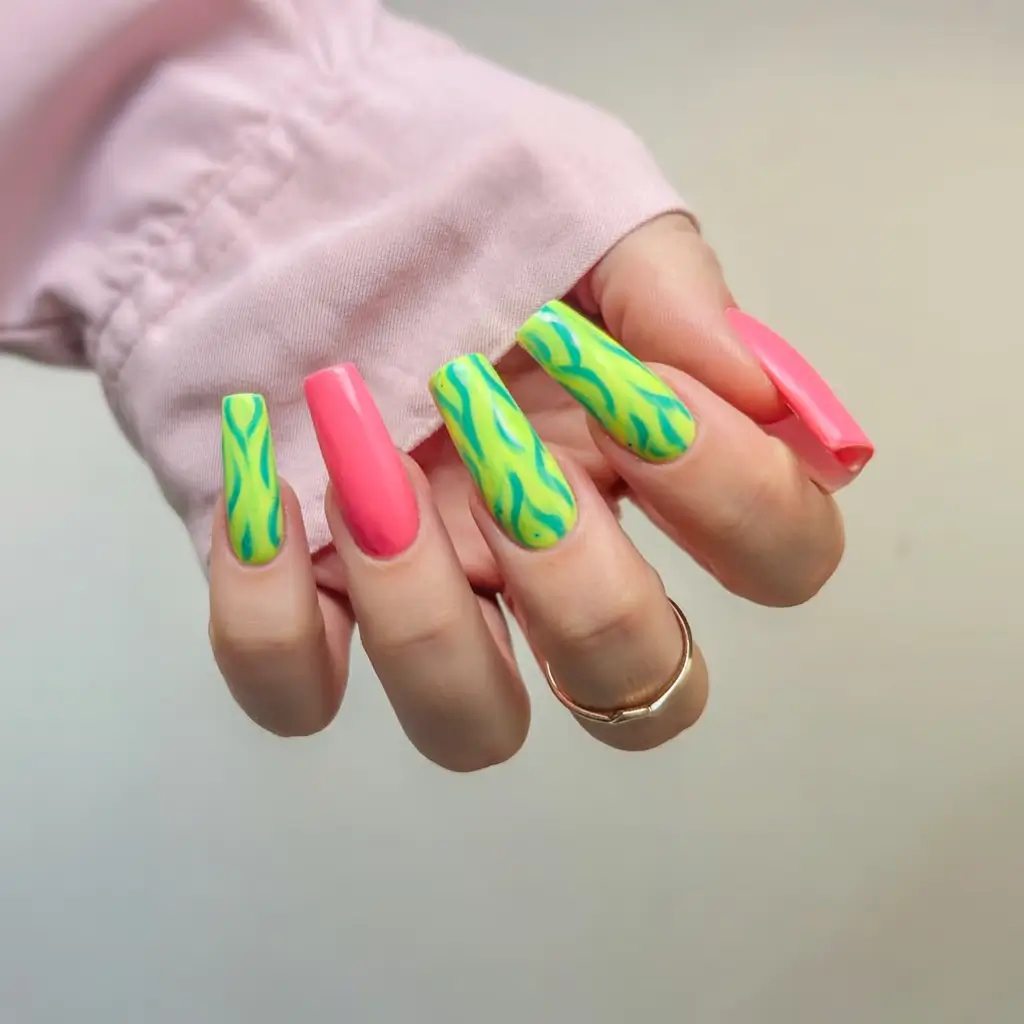 Glam Spring Nails Coffin 2026: The Chicest Shapes, Colors & Acrylic Trends to Try