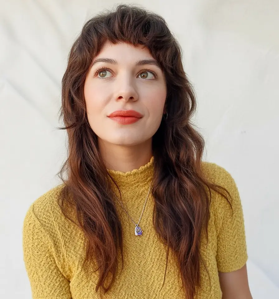 Muted Spring Mid Length Haircuts 2026: Soft Trends That Feel Effortlessly Fresh