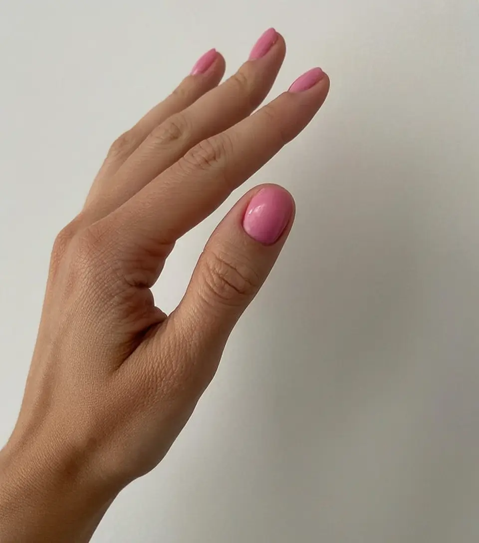 Graduation Nail Color Ideas 2026: 26 Elegant & Trendy Manicure Looks for Your Big Day