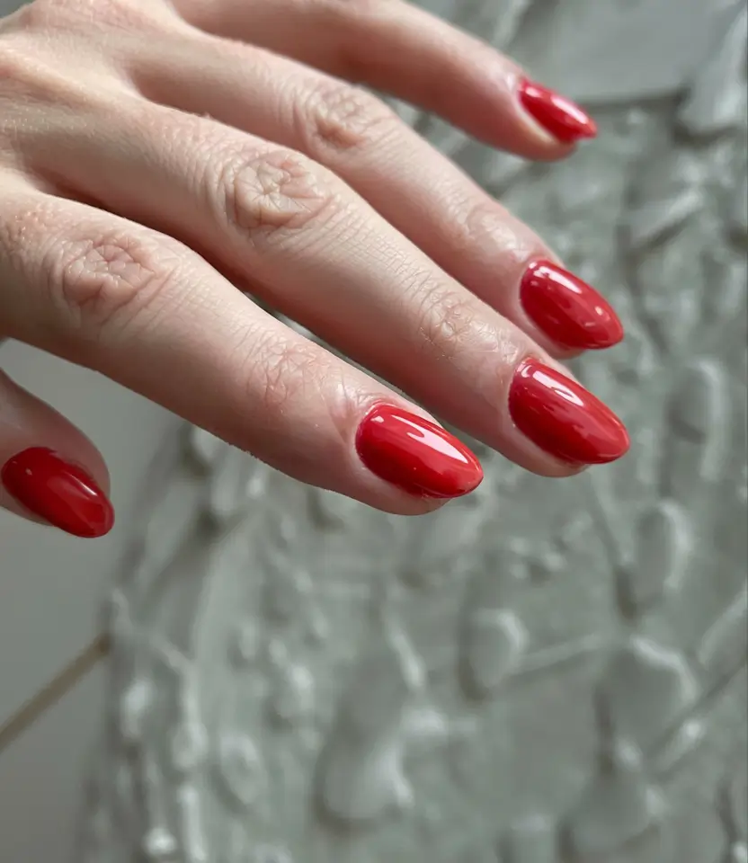 Must-Try Spring Nails for Pale Skin 2026: Fresh Colors That Actually Flatter Fair Tones