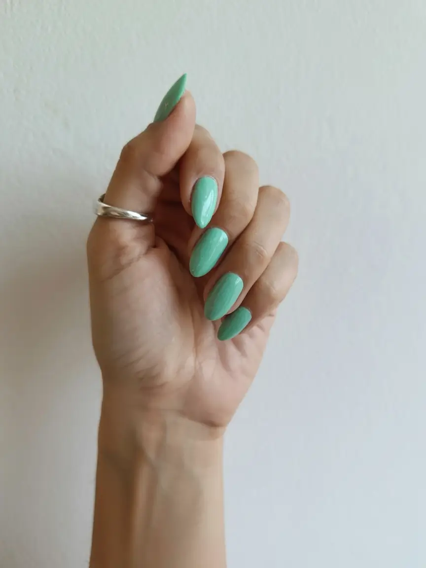 Must-Try Spring Nails for Pale Skin 2026: Fresh Colors That Actually Flatter Fair Tones