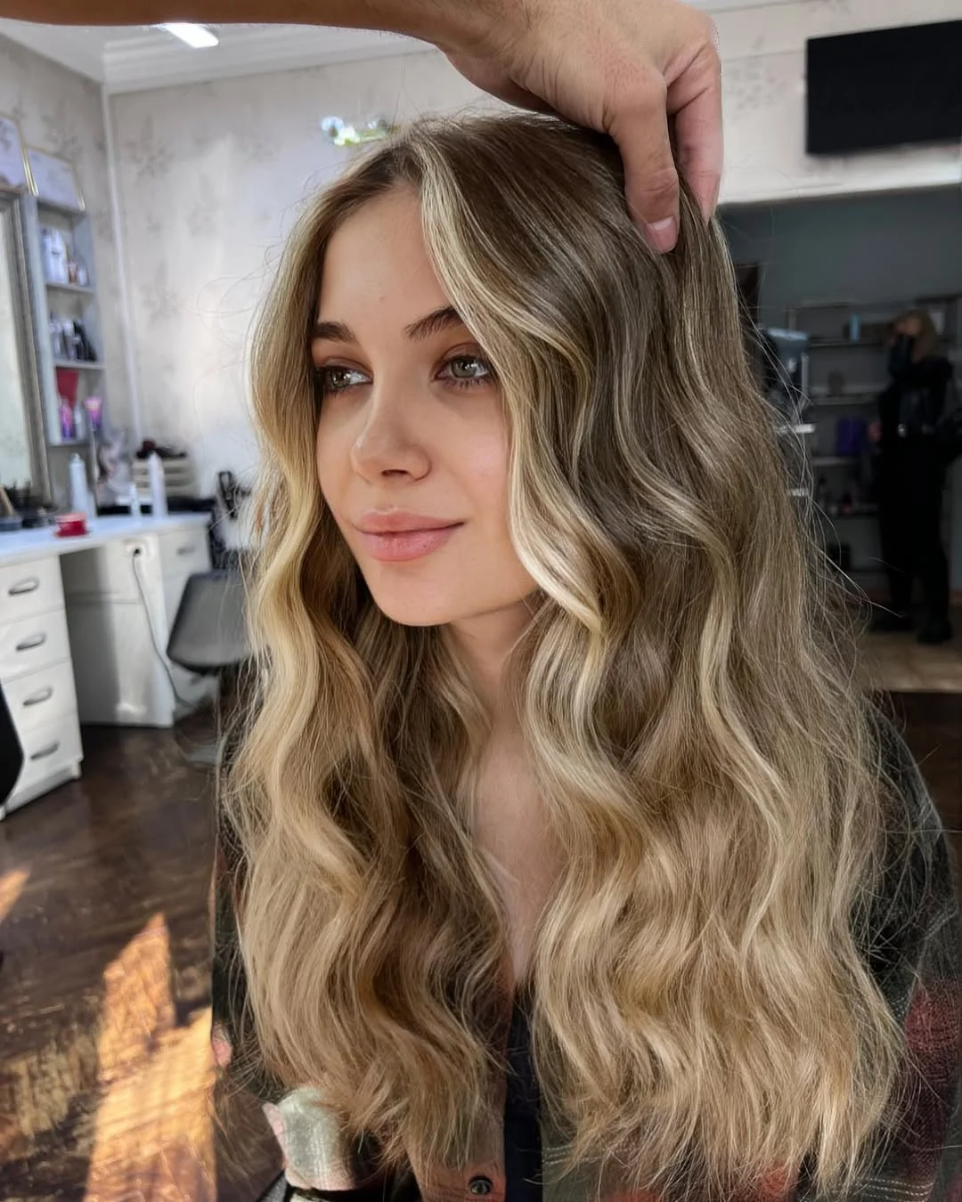Bright Summer Hair Color for Light Skin 2026: Fresh Shades That Instantly Glow