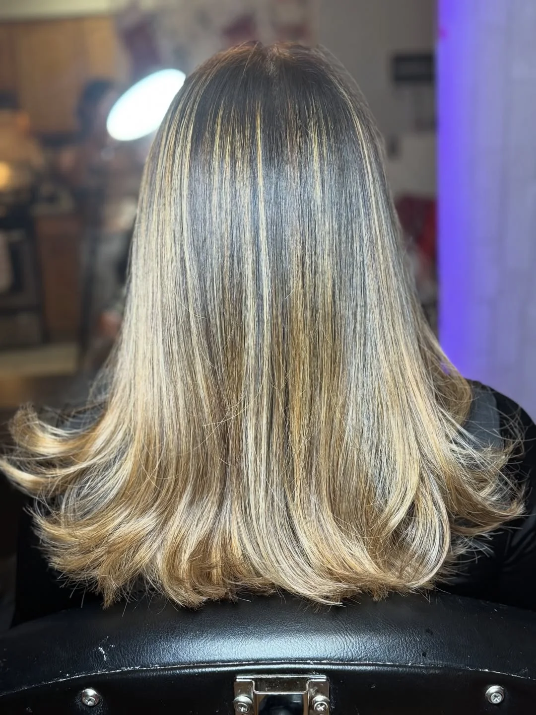 Bright Summer Hair Color for Tan Skin 2026: Sun-Kissed Shades That Actually Glow