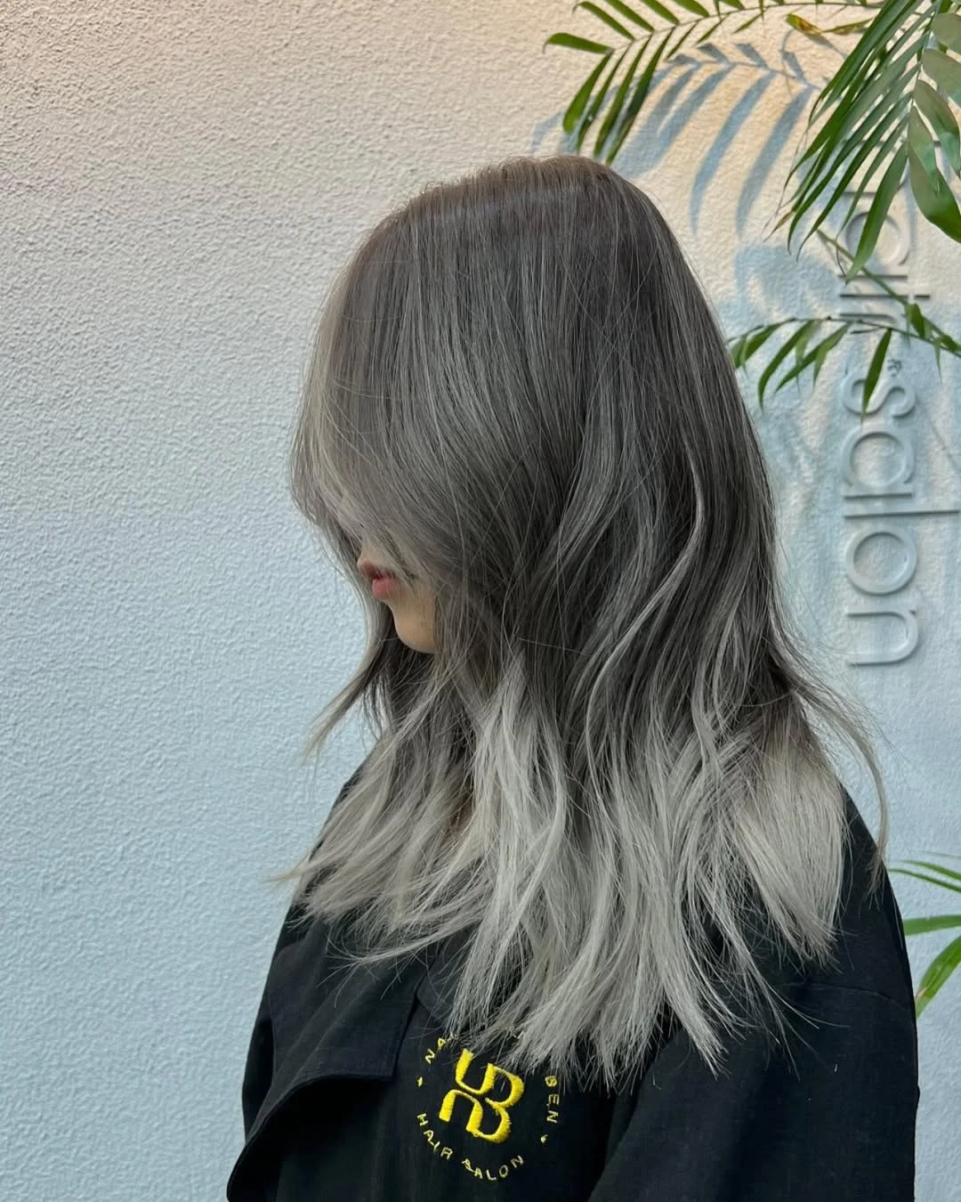 Bright Summer Hair Color for Tan Skin 2026: Sun-Kissed Shades That Actually Glow