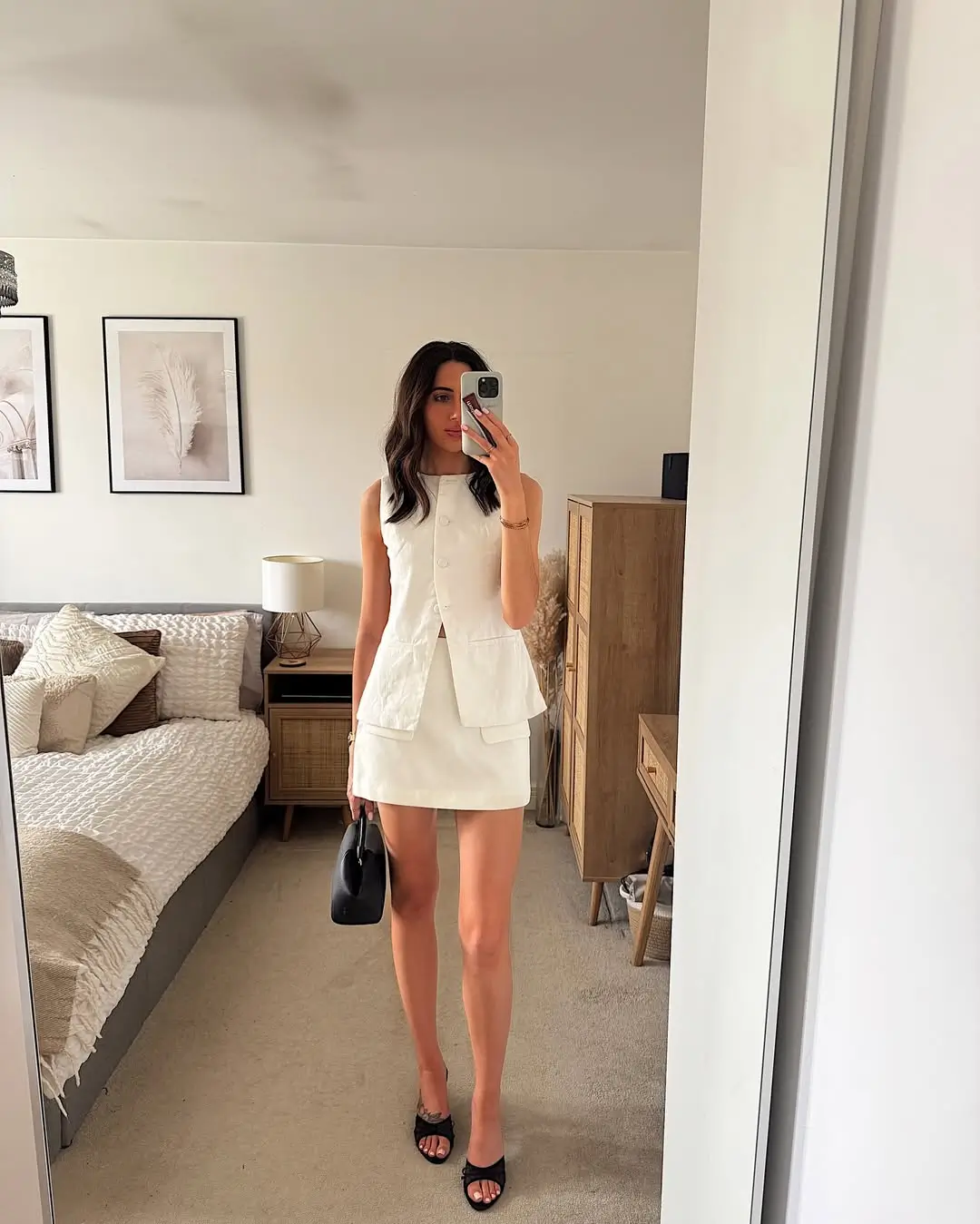 Floral Mini Skirt Outfits Summer 2026: Fresh & Chic Styling Ideas to Try Now