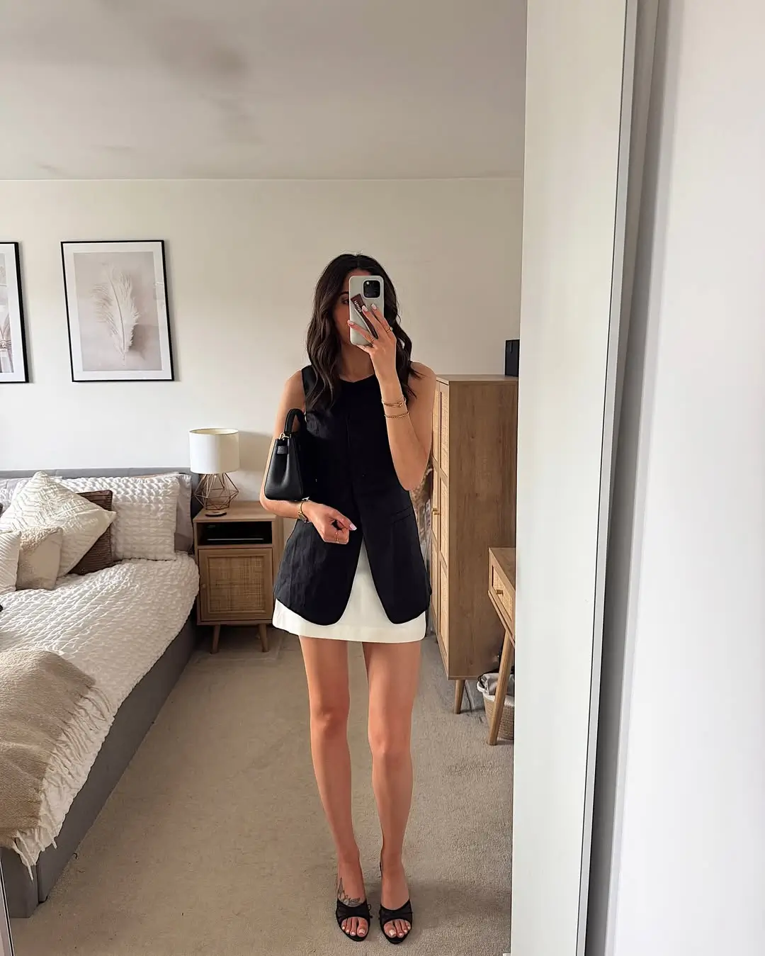 Floral Mini Skirt Outfits Summer 2026: Fresh & Chic Styling Ideas to Try Now