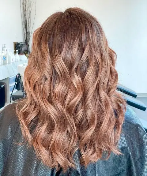 Natural Summer Red Hair Color 2026: Soft Copper, Rose Gold & Brunette-Friendly Ideas