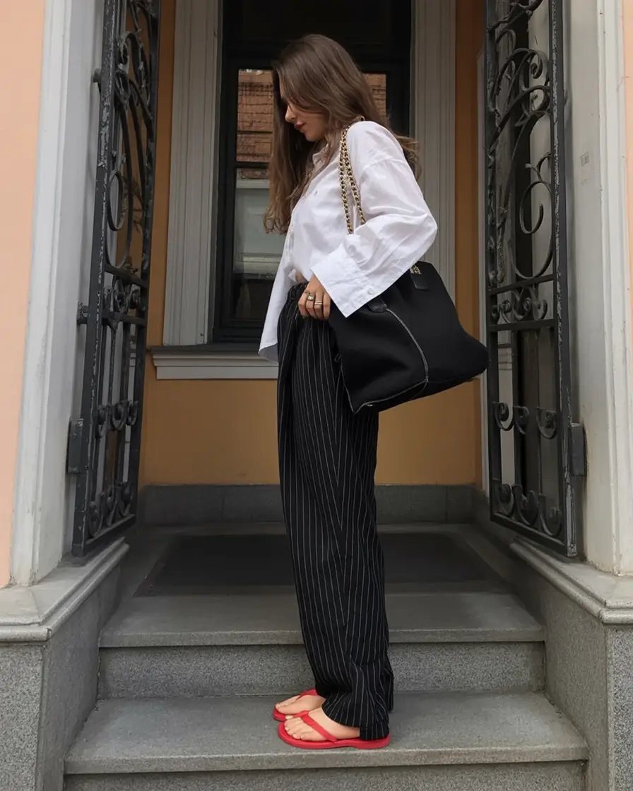Summer Slides for Women 2026: Effortless Outfits That Feel Chic Without Trying