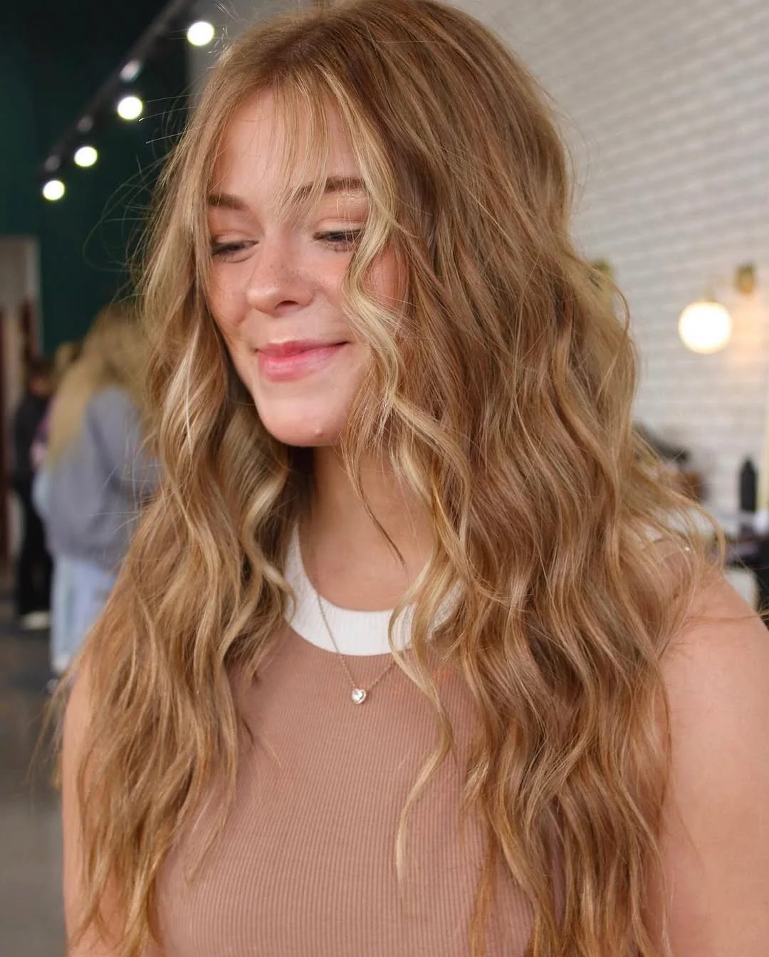 Summer Strawberry Blonde Hair Color 2026: Soft Copper, Peach & Golden Glow Ideas You’ll Want to Try