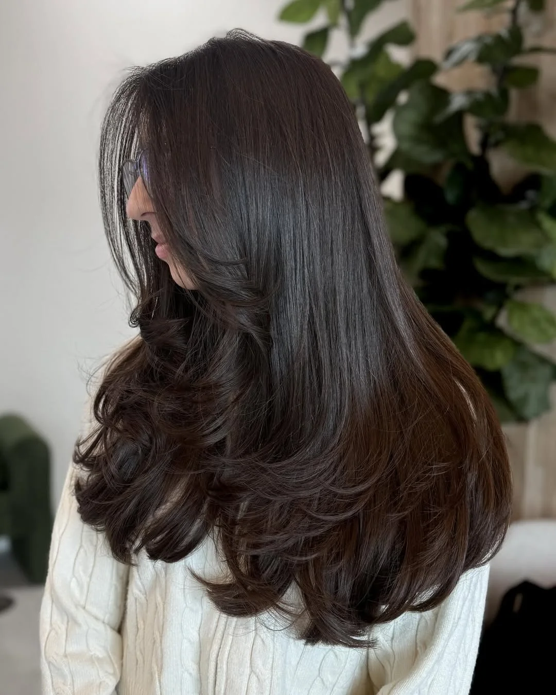 Textured Summer Haircut for Round Face 2026 That Actually Flatters