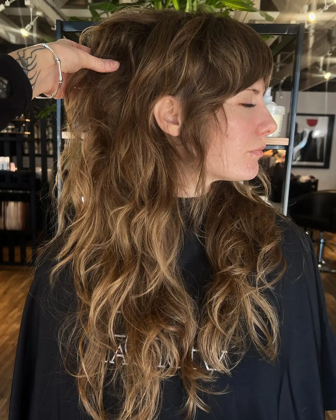 Tousled Summer Shag Haircut 2026: Effortless Layers, Movement & Modern Texture