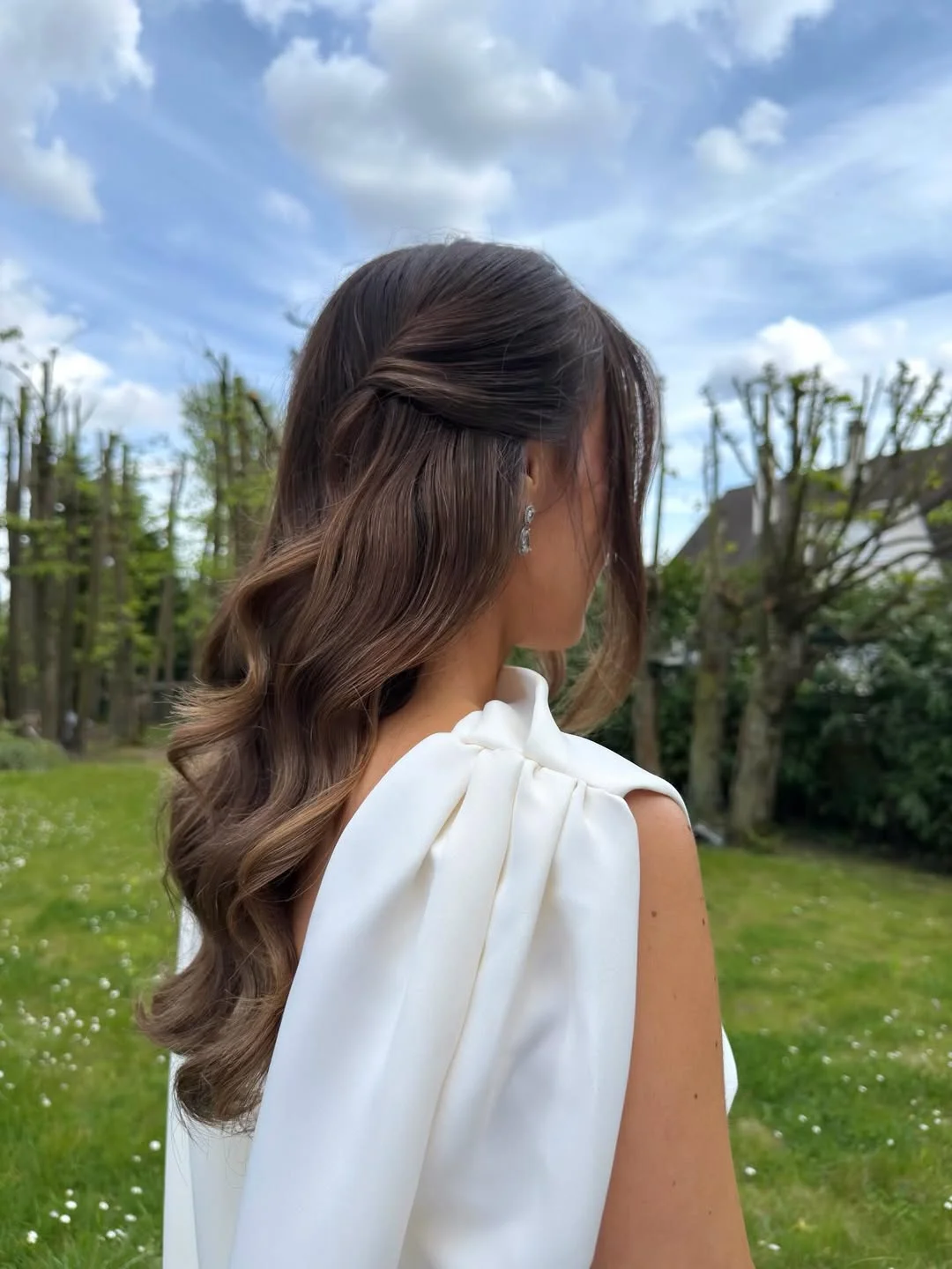 Fresh Summer Wavy Hairstyle 2026: Trendy Looks for Long, Short & Half-Up Styles